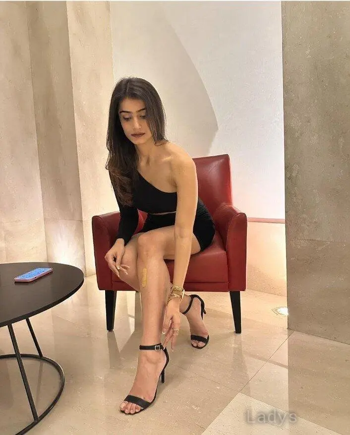 Mia (22) – Call Girl & Independent Escort Service in Siliguri - Gallery Photo 2