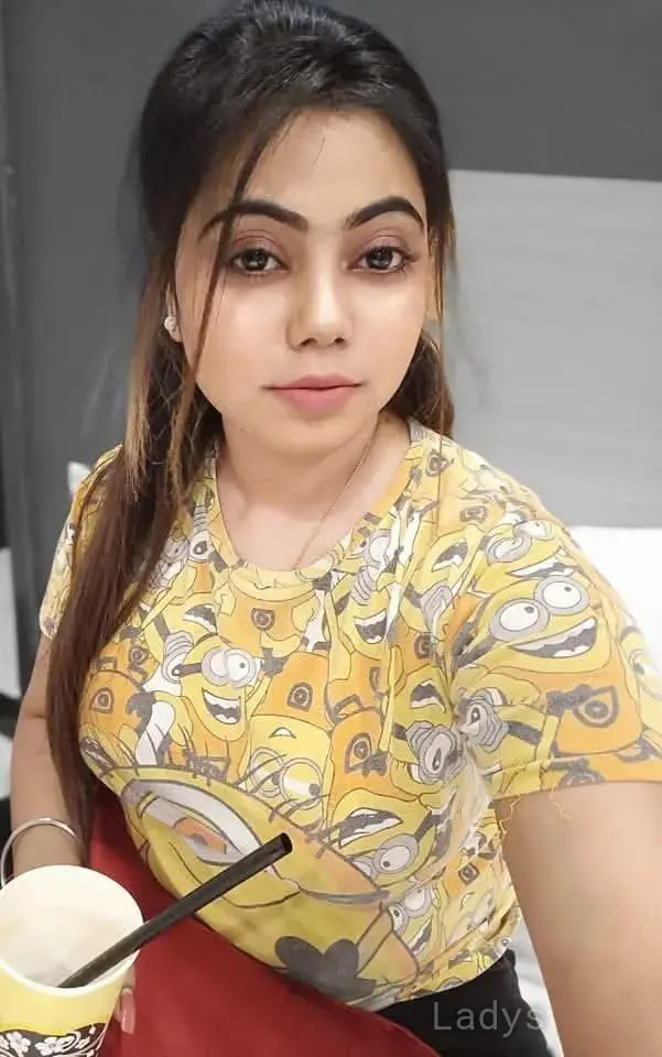 Rani (22) – Call Girl & Independent Escort Service in Siliguri - Gallery Photo 3