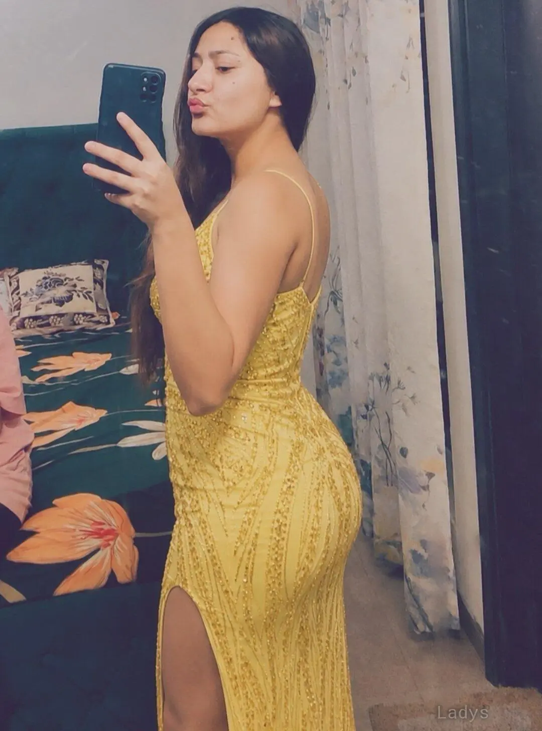 Shweta (22) – Call Girl & Independent Escort Service in Siliguri - Gallery Photo 2