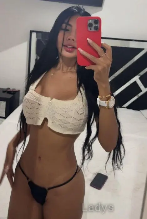 Mia (25) – Call Girl & Independent Escort Service in Sint-Kruis - Gallery Photo 4