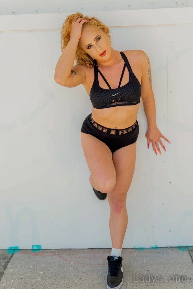 Vixen Fox (28) – Call Girl & Independent Escort Service in Sioux Falls - Gallery Photo 4