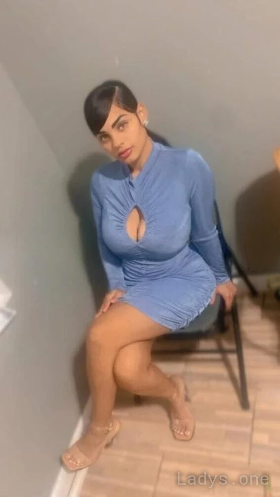 Ashley (26) – Call Girl & Independent Escort Service in Sioux Falls - Gallery Photo 4