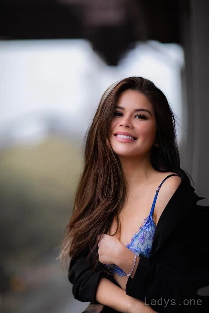 Valentina Morais (23) – Call Girl & Independent Escort Service in Sioux Falls - Gallery Photo 5