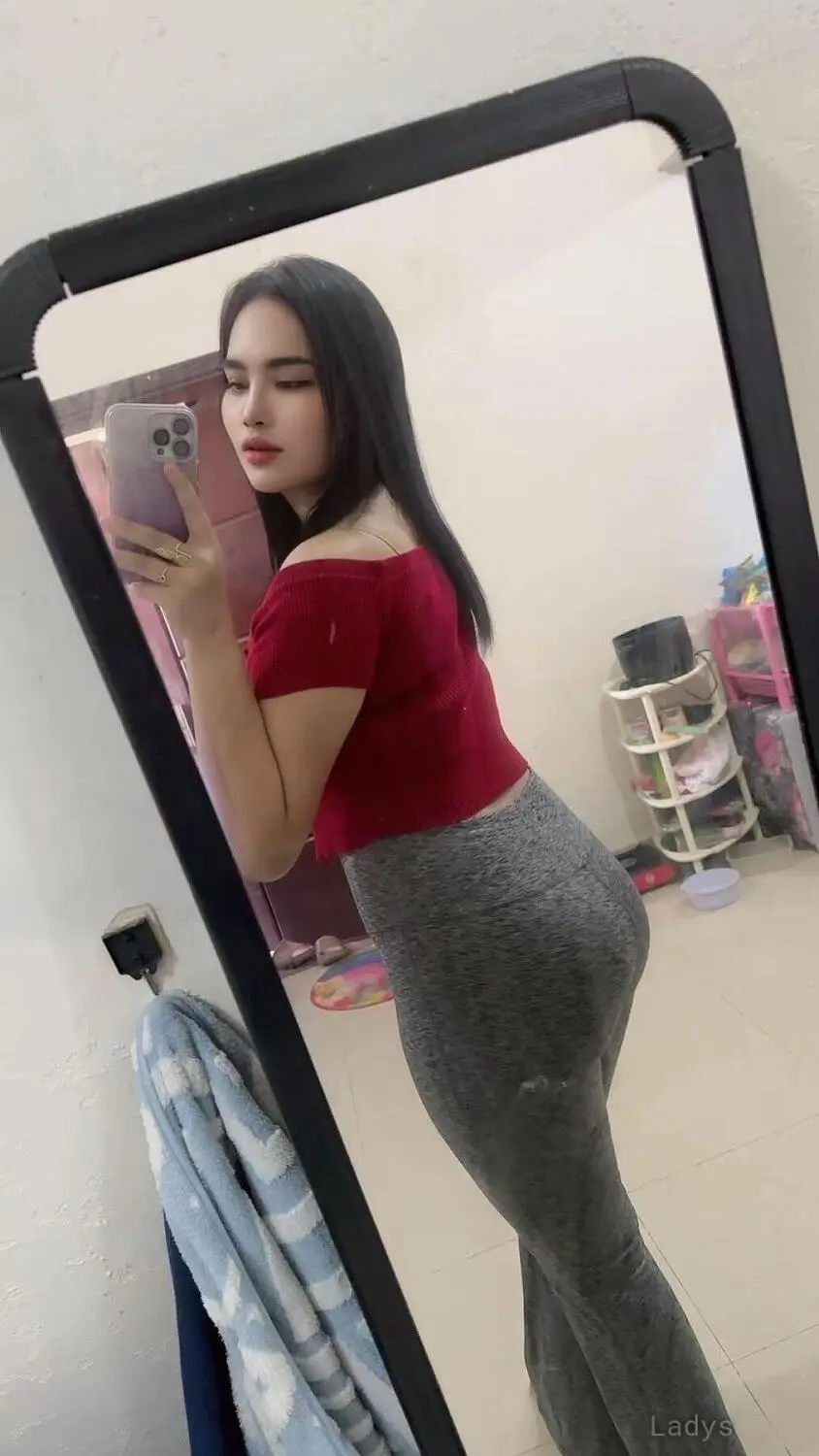 Leena (27) – Call Girl & Independent Escort Service in Sohar - Gallery Photo 3