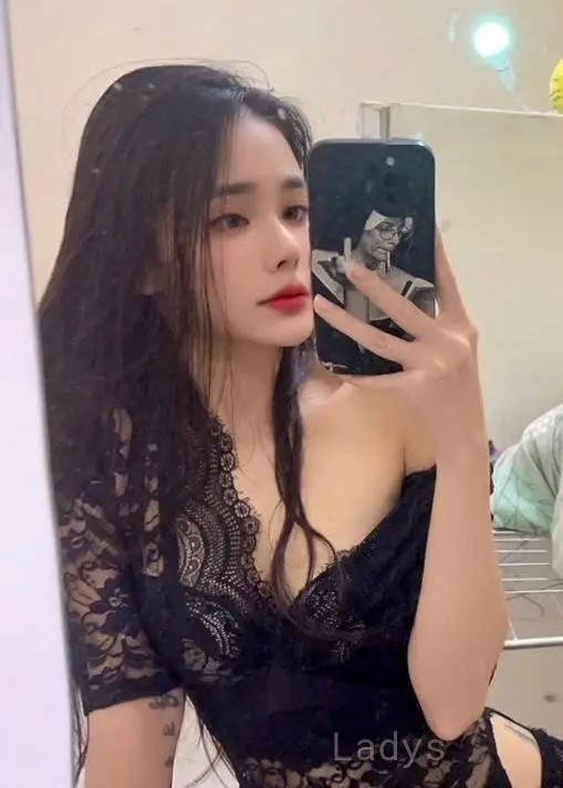 Mochi (20) – Call Girl & Independent Escort Service in Sohar - Gallery Photo 6
