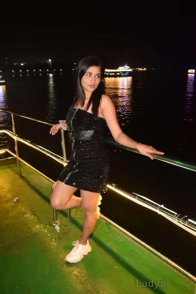 Sakshi (24) – Call Girl & Independent Escort Service in Solapur - Gallery Photo 2