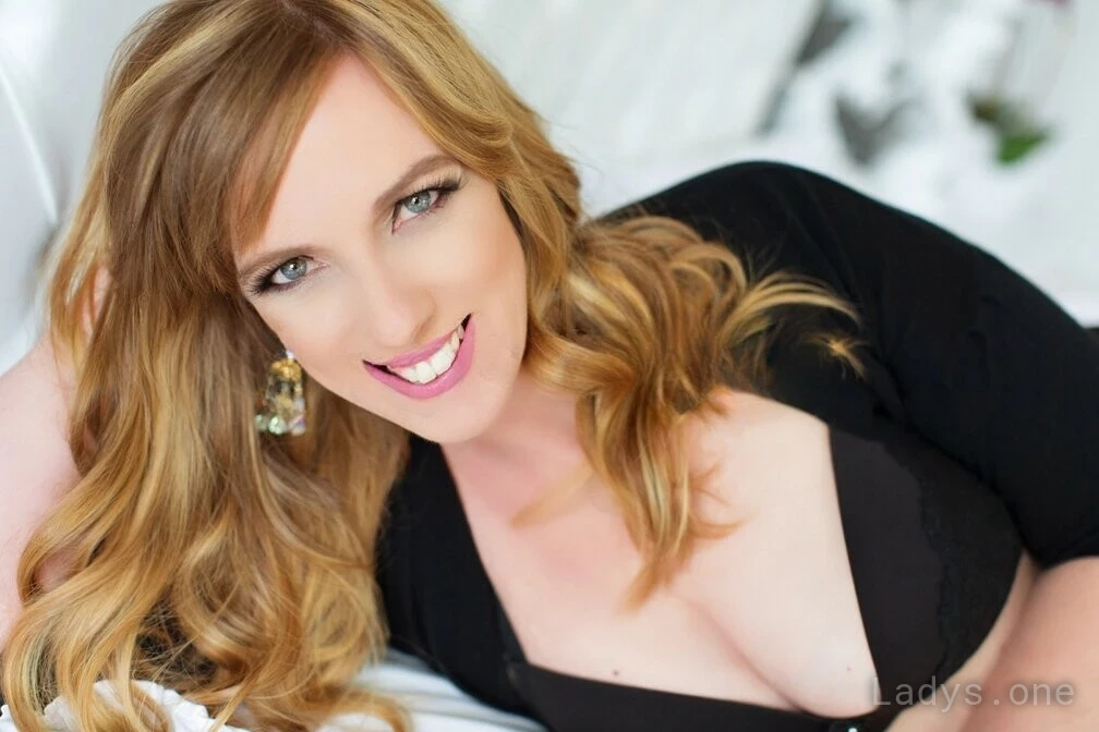 Kate (40) – Call Girl & Independent Escort Service in South Bend - Gallery Photo 4