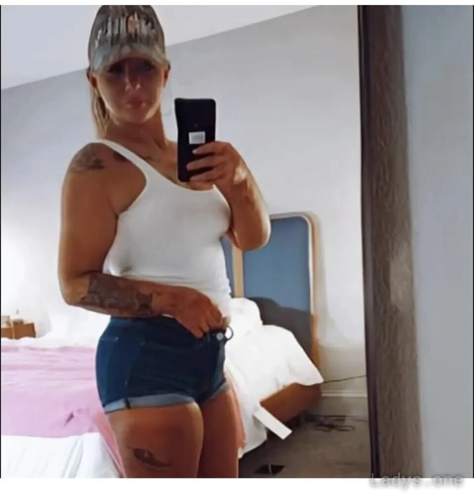 Lexi (26) – Call Girl & Independent Escort Service in Space Coast - Gallery Photo 3