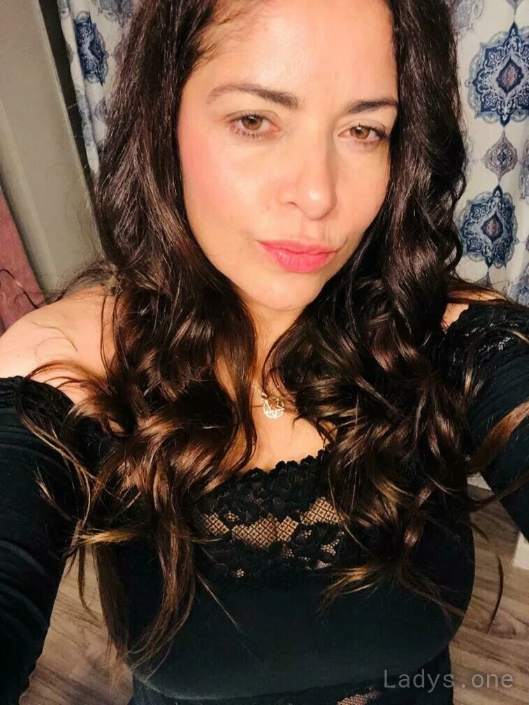 Tania (32) – Call Girl & Independent Escort Service in Sparks - Gallery Photo 3