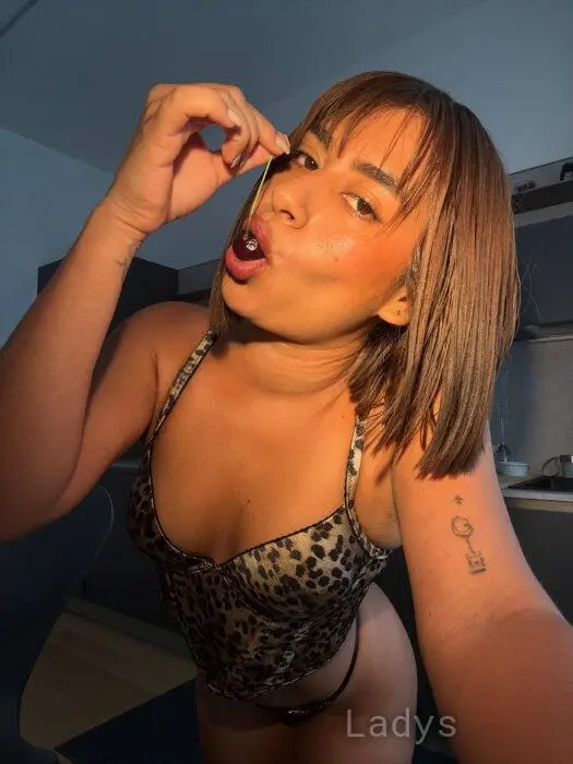 Alondra (25) – Call Girl & Independent Escort Service in Split - Gallery Photo 4