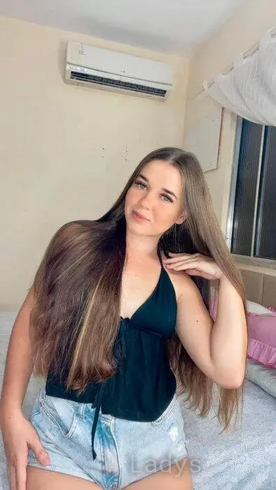Katy (19) – Call Girl & Independent Escort Service in Split - Gallery Photo 5