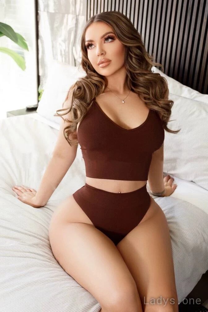 Lexy (25) – Call Girl & Independent Escort Service in Spring Valley - Gallery Photo 3
