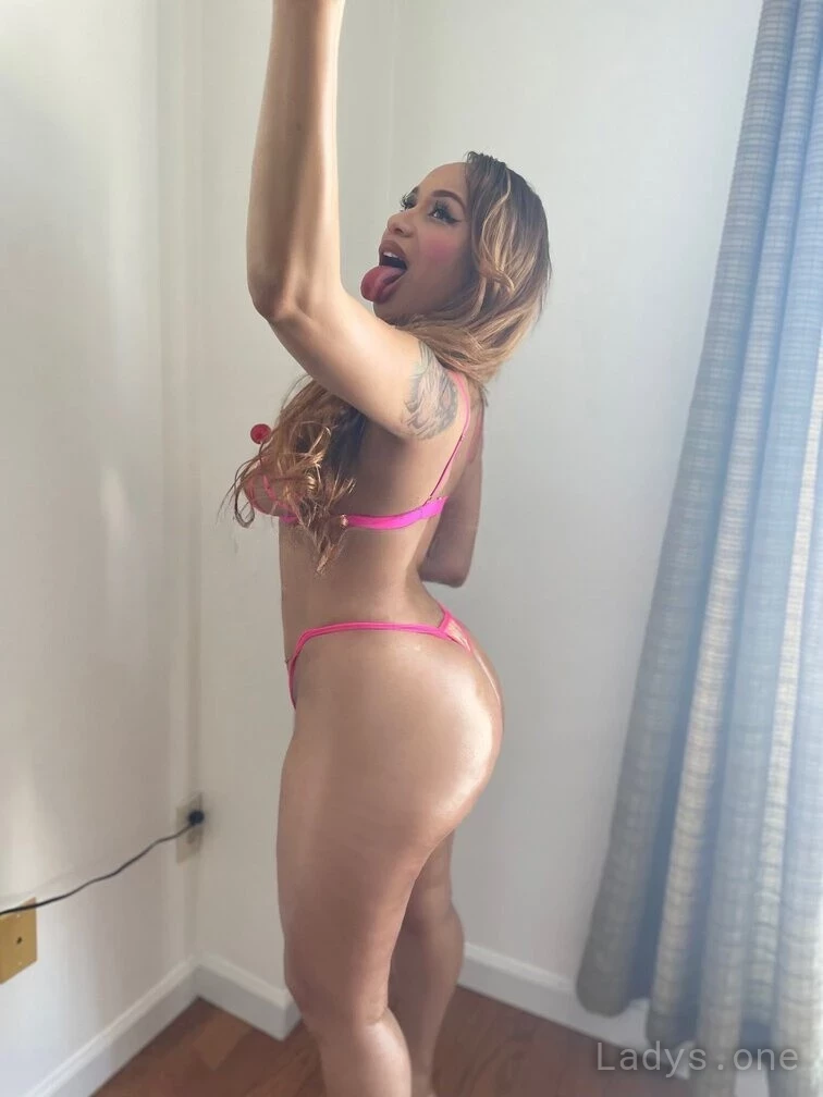 Massachusetts – Verified Escort in Springfield