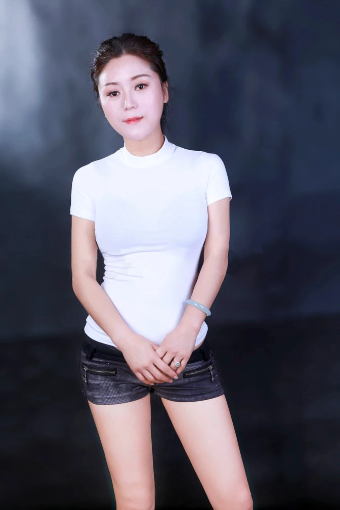Kim (23) – Call Girl & Independent Escort Service in Stamford - Gallery Photo 5
