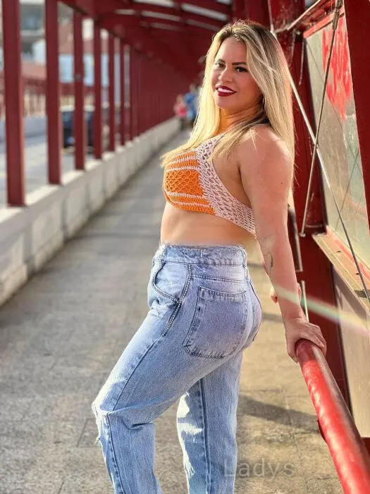 Mell Cabral (28) – Call Girl & Independent Escort Service in Strasbourg - Gallery Photo 3