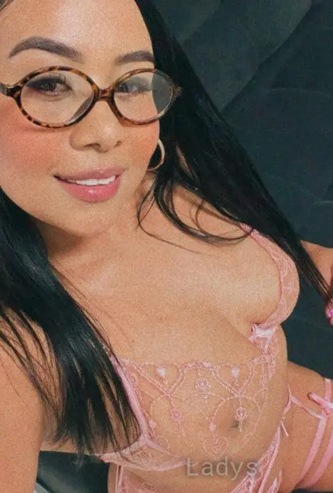 Megan Anderson (29) – Call Girl & Independent Escort Service in Stuttgart - Gallery Photo 3