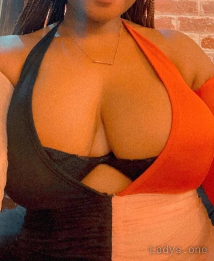 Bella (28) – Call Girl & Independent Escort Service in Suez - Gallery Photo 2