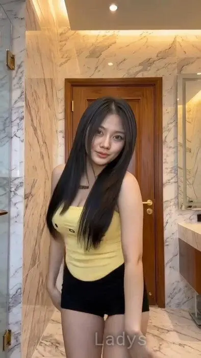 Bianca (20) – Call Girl & Independent Escort Service in Surabaya - Gallery Photo 5