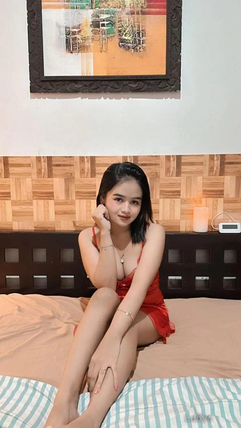 Shania (19) – Call Girl & Independent Escort Service in Surakarta - Gallery Photo 2