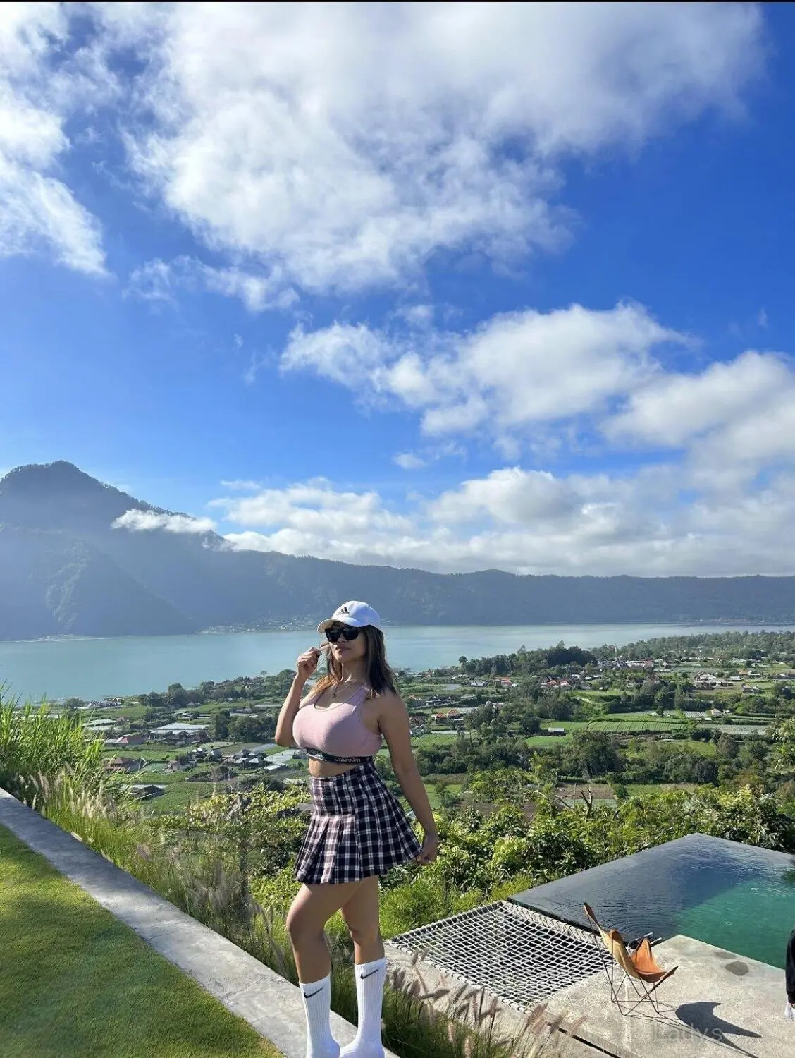 Lulu (30) – Call Girl & Independent Escort Service in Surakarta - Gallery Photo 6