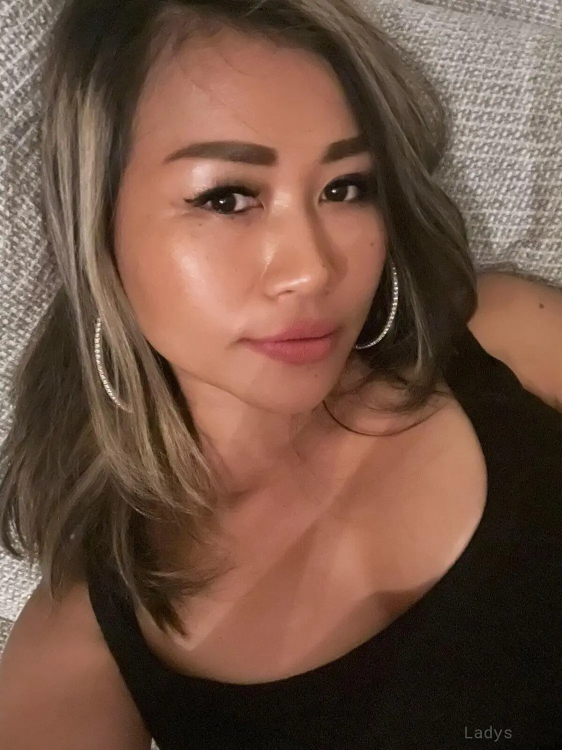 Lulu (30) – Call Girl & Independent Escort Service in Surakarta - Gallery Photo 4