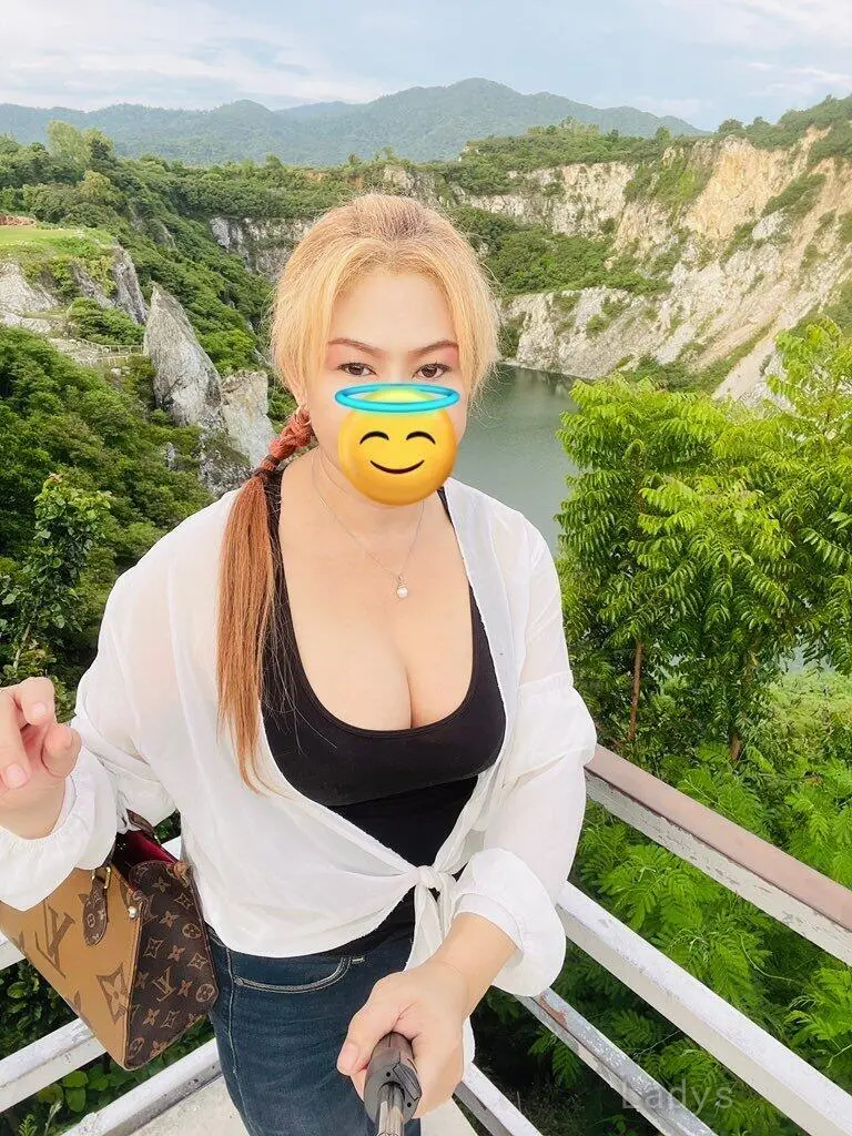 Veena (43) – Call Girl & Independent Escort Service in Surat Thani - Gallery Photo 2