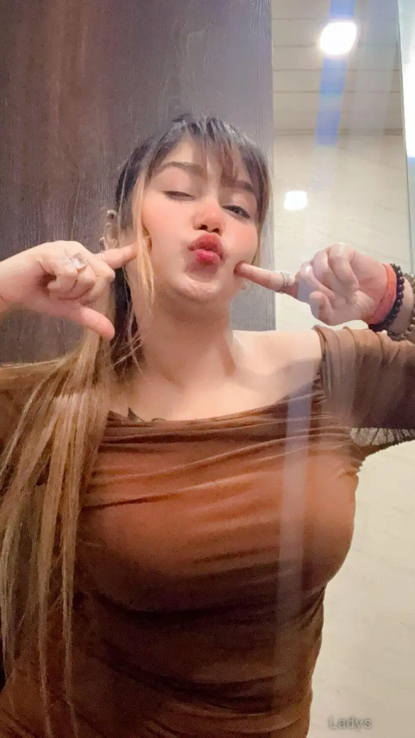 Safe (24) – Call Girl & Independent Escort Service in Surat - Gallery Photo 6