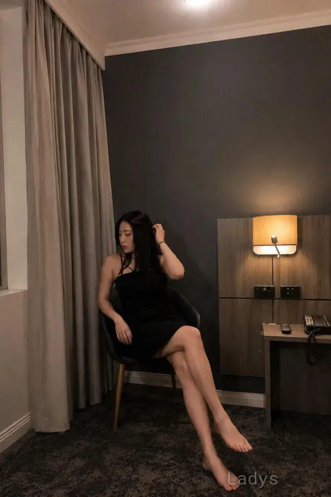 Chrissy (23) – Call Girl & Independent Escort Service in Sydney - Gallery Photo 3