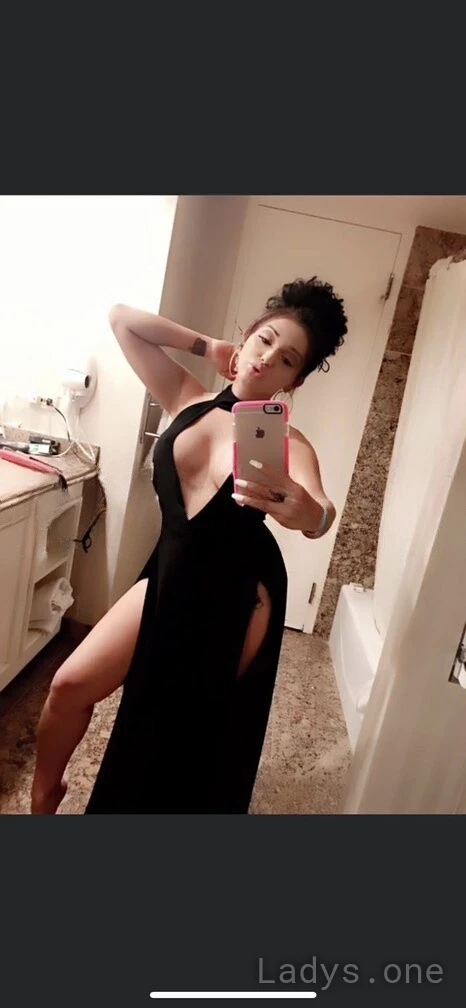Alexis (24) – Call Girl & Independent Escort Service in Syracuse - Gallery Photo 5