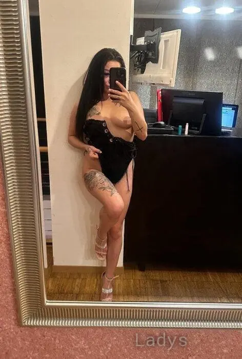 Lilike (25) – Call Girl & Independent Escort Service in Szeged - Gallery Photo 4
