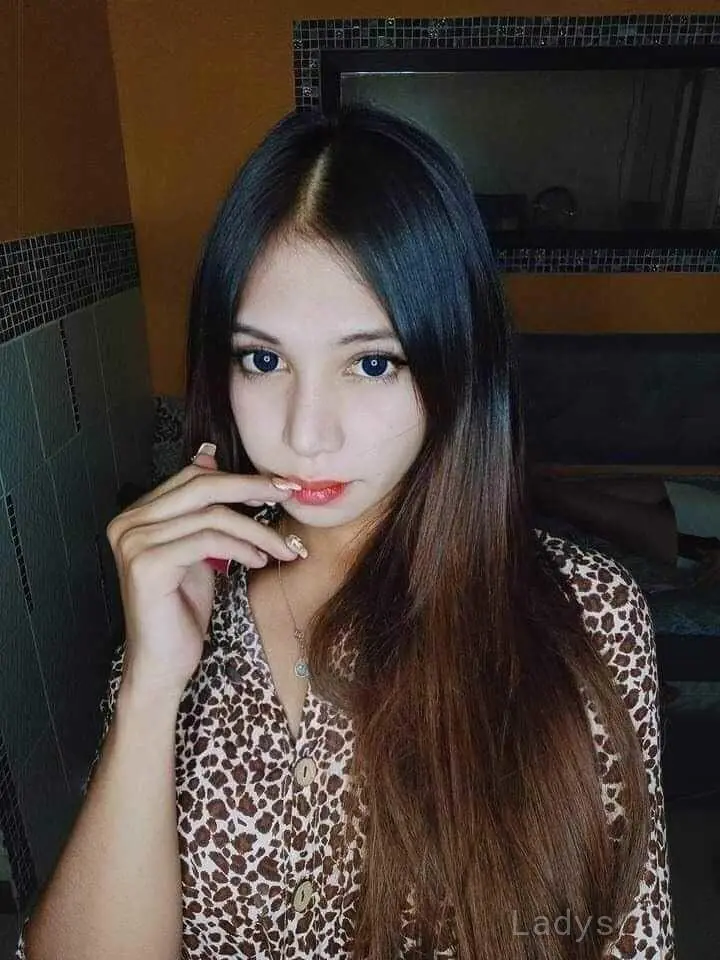 Fever (21) – Call Girl & Independent Escort Service in Taichung - Gallery Photo 3
