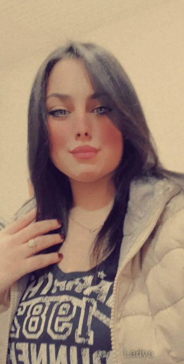 Abeer (23) – Call Girl & Independent Escort Service in Tangier - Gallery Photo 2