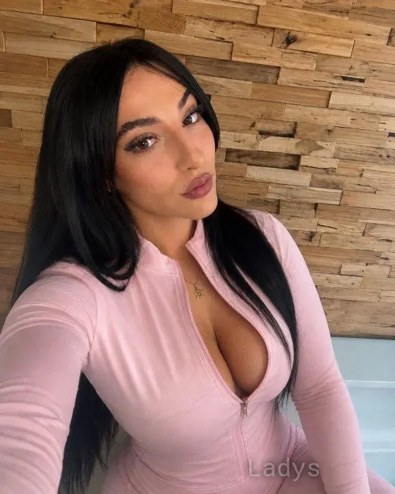 Lina (25) – Call Girl & Independent Escort Service in Tangier - Gallery Photo 4
