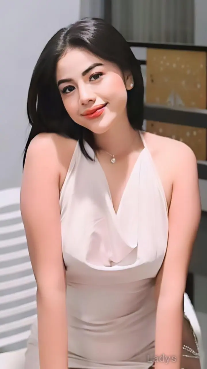 Glorya (22) – Call Girl & Independent Escort Service in Tasikmalaya - Gallery Photo 3