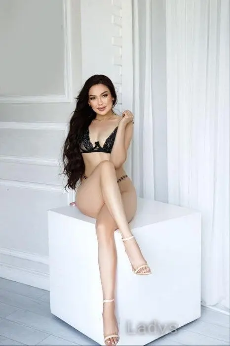 Jana (30) – Call Girl & Independent Escort Service in Tbilisi - Gallery Photo 3
