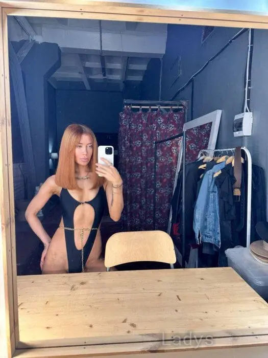 Kate (24) – Call Girl & Independent Escort Service in Tbilisi - Gallery Photo 4