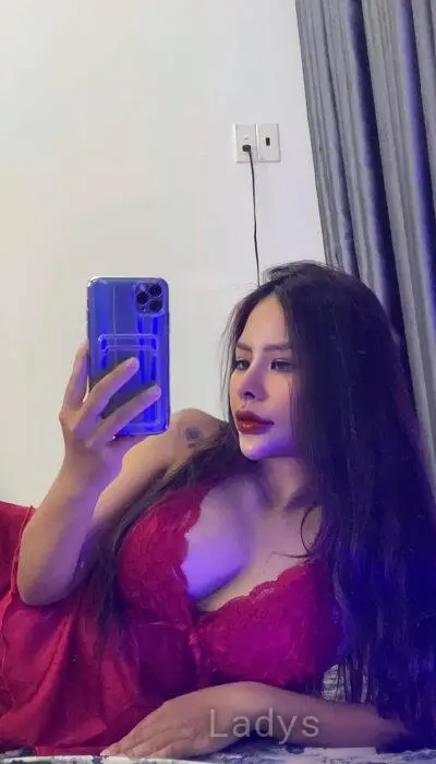 Olivia (26) – Call Girl & Independent Escort Service in Tbilisi - Gallery Photo 4