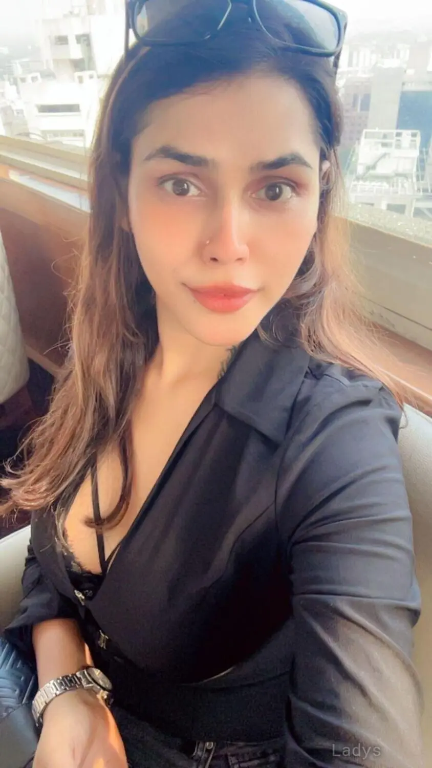 Cam Secssion (23) – Call Girl & Independent Escort Service in Thane - Gallery Photo 4