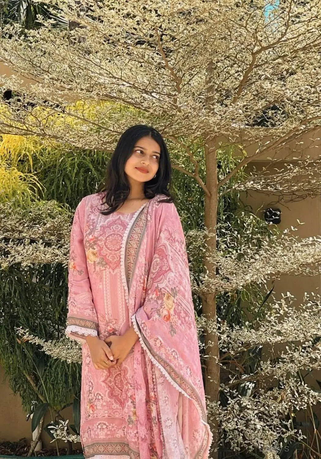 Nisha (21) – Call Girl & Independent Escort Service in Thane - Gallery Photo 3