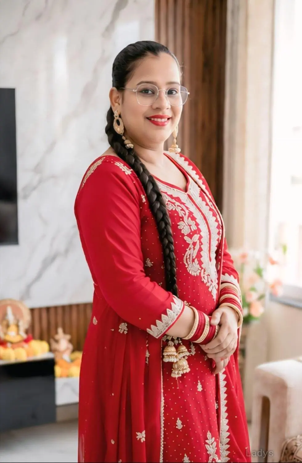 Priyanka (23) – Call Girl & Independent Escort Service in Thane - Gallery Photo 3