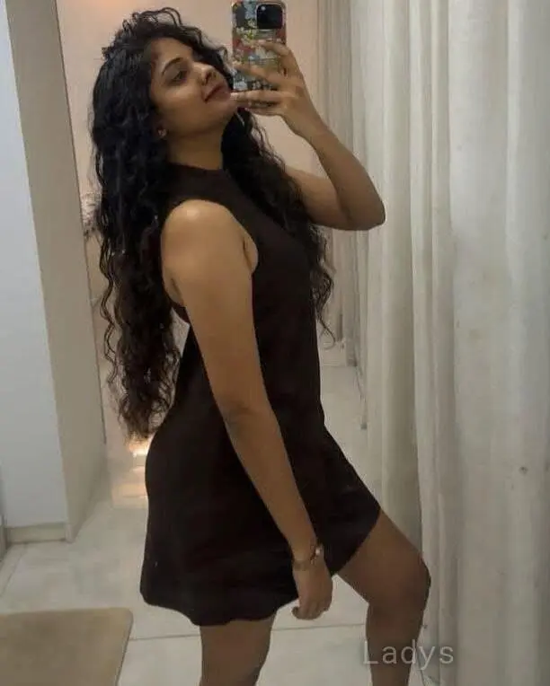 Annaya (22) – Call Girl & Independent Escort Service in Thiruvananthapuram - Gallery Photo 5