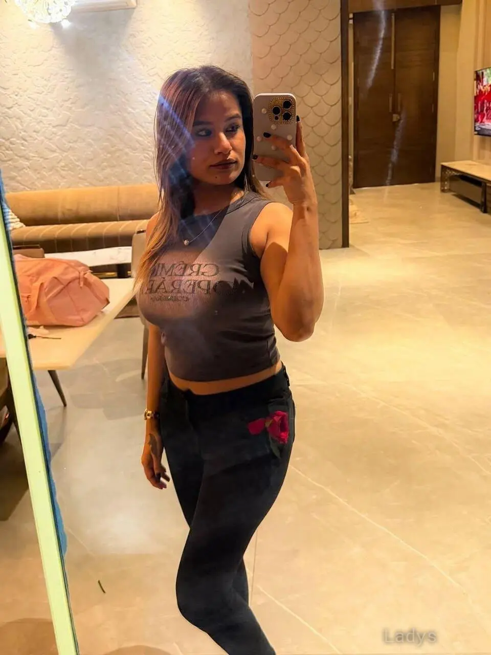 Yalin (21) – Call Girl & Independent Escort Service in Thiruvananthapuram - Gallery Photo 2