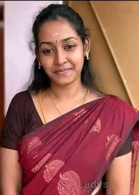 Annaya (22) – Call Girl & Independent Escort Service in Thiruvananthapuram - Gallery Photo 3