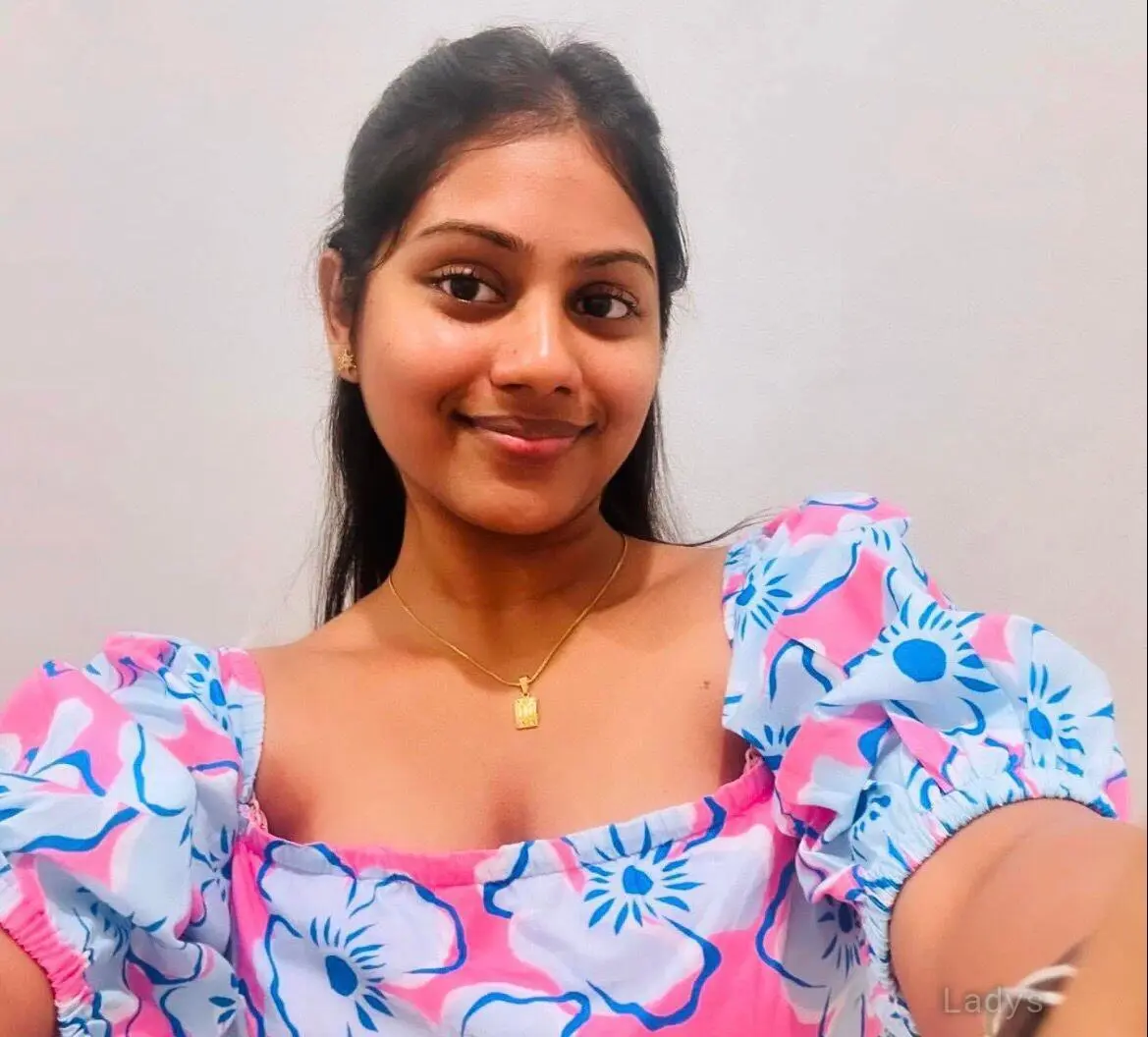 Alice (22) – Call Girl & Independent Escort Service in Thiruvananthapuram - Gallery Photo 2