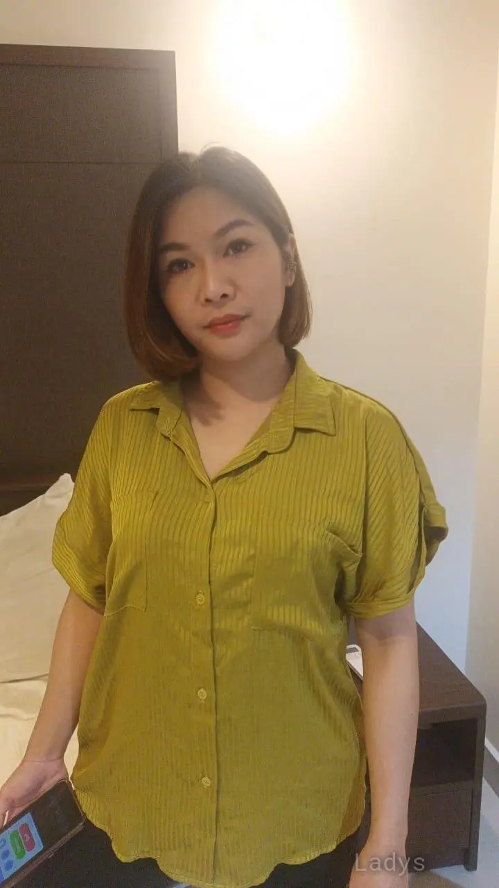 Noor (21) – Call Girl & Independent Escort Service in Thrissur - Gallery Photo 3