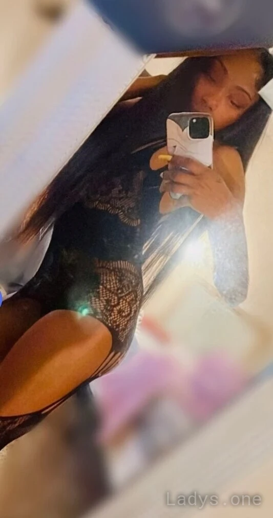 Alana (24) – Call Girl & Independent Escort Service in Topeka - Gallery Photo 2