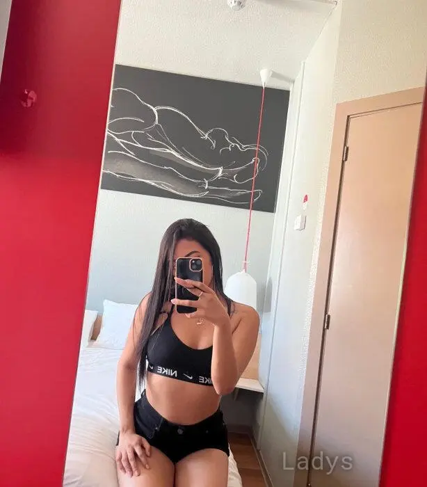 Sofi (20) – Call Girl & Independent Escort Service in Torrevieja - Gallery Photo 3