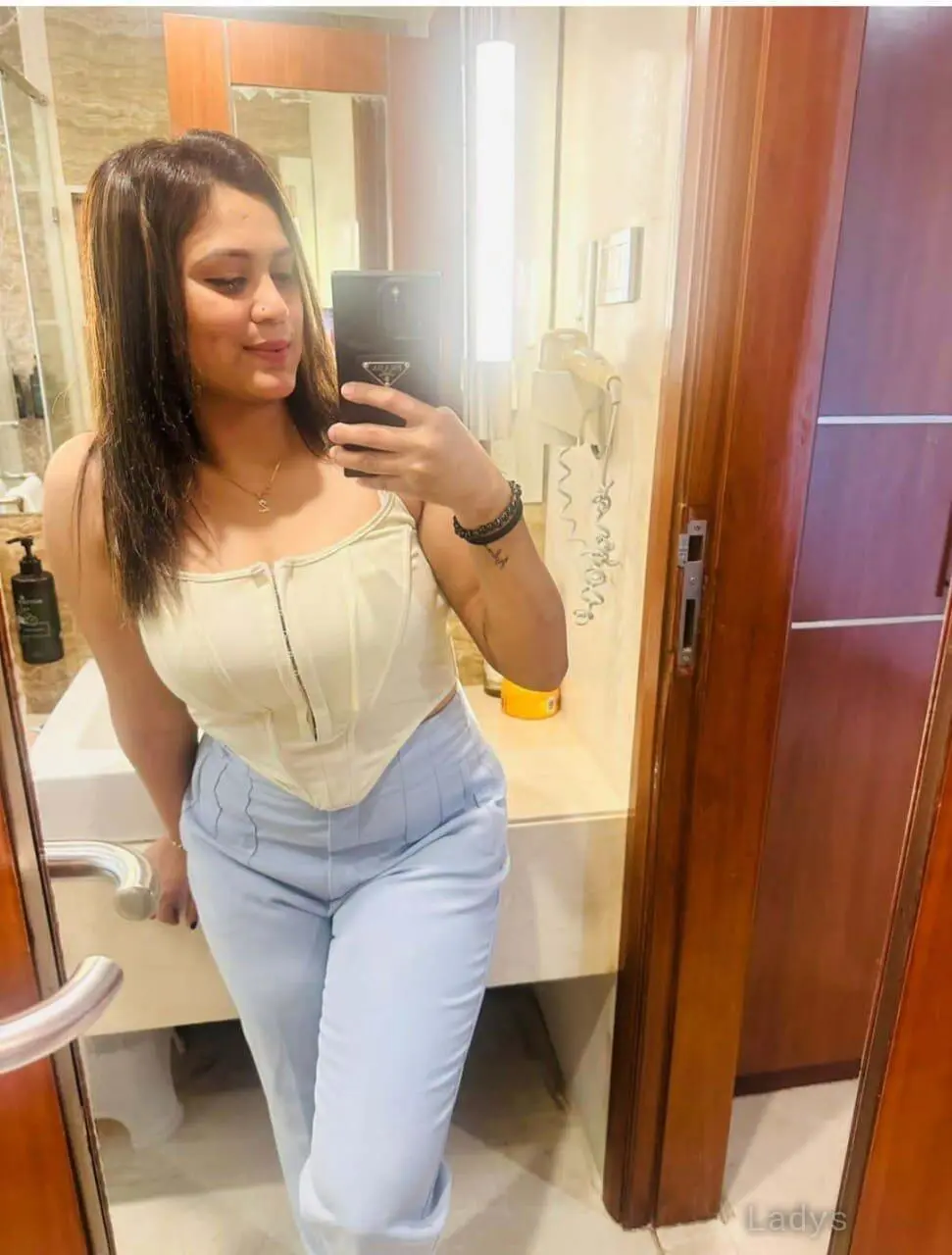 Mina (23) – Call Girl & Independent Escort Service in Trang - Gallery Photo 4