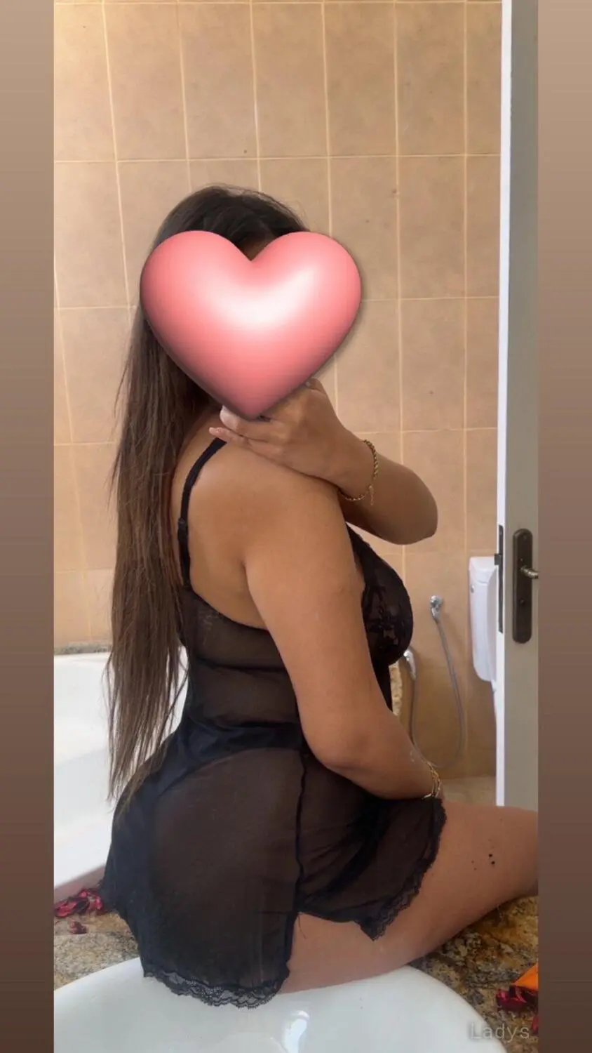 Chloe (24) – Call Girl & Independent Escort Service in Trat - Gallery Photo 3