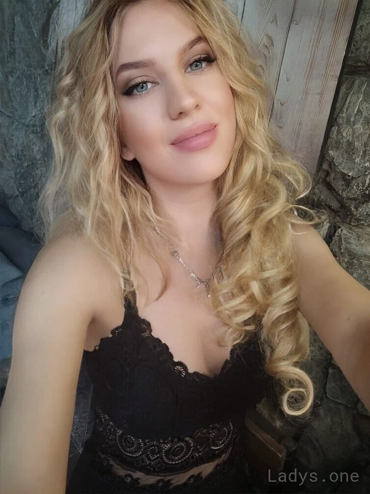 Eva (23) – Call Girl & Independent Escort Service in Troy - Gallery Photo 5